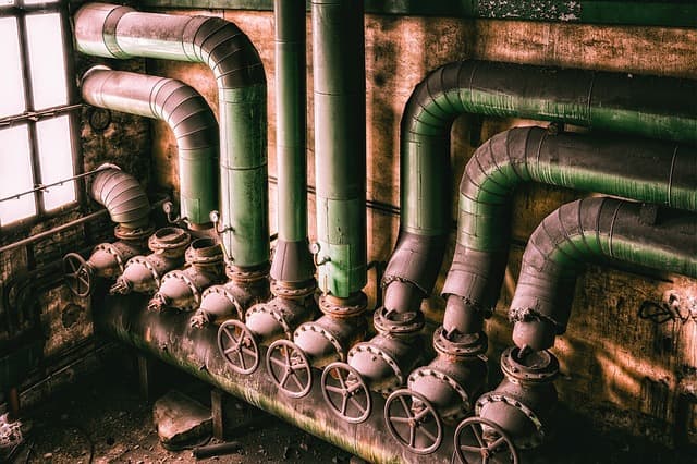 Aansluiten op een Warmtenet: Een Duurzaam Alternatief voor VvE's